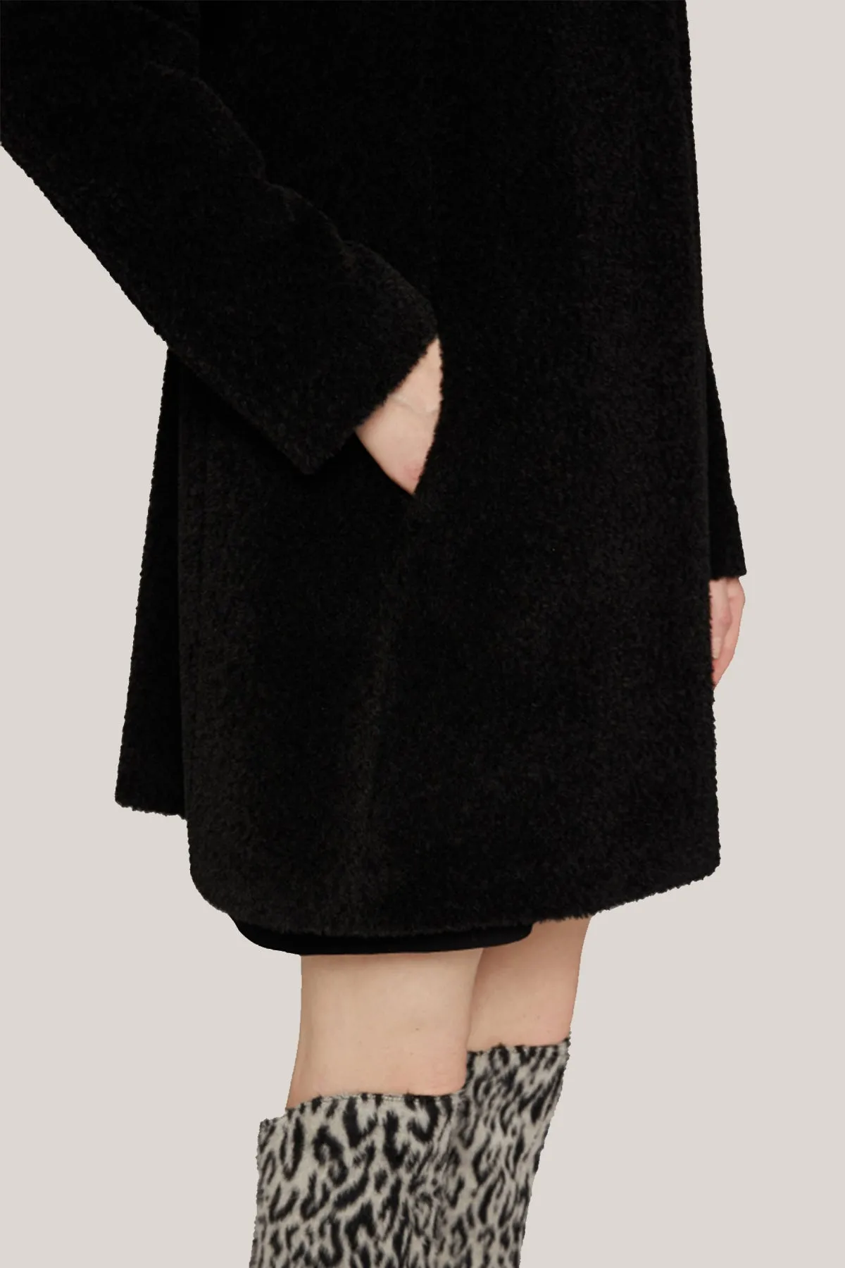 Alpaca & Wool Coat with Petal Collar 86001