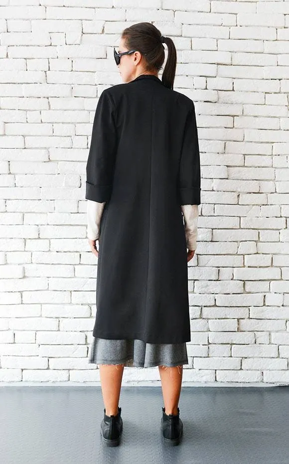 Black Loose Coat