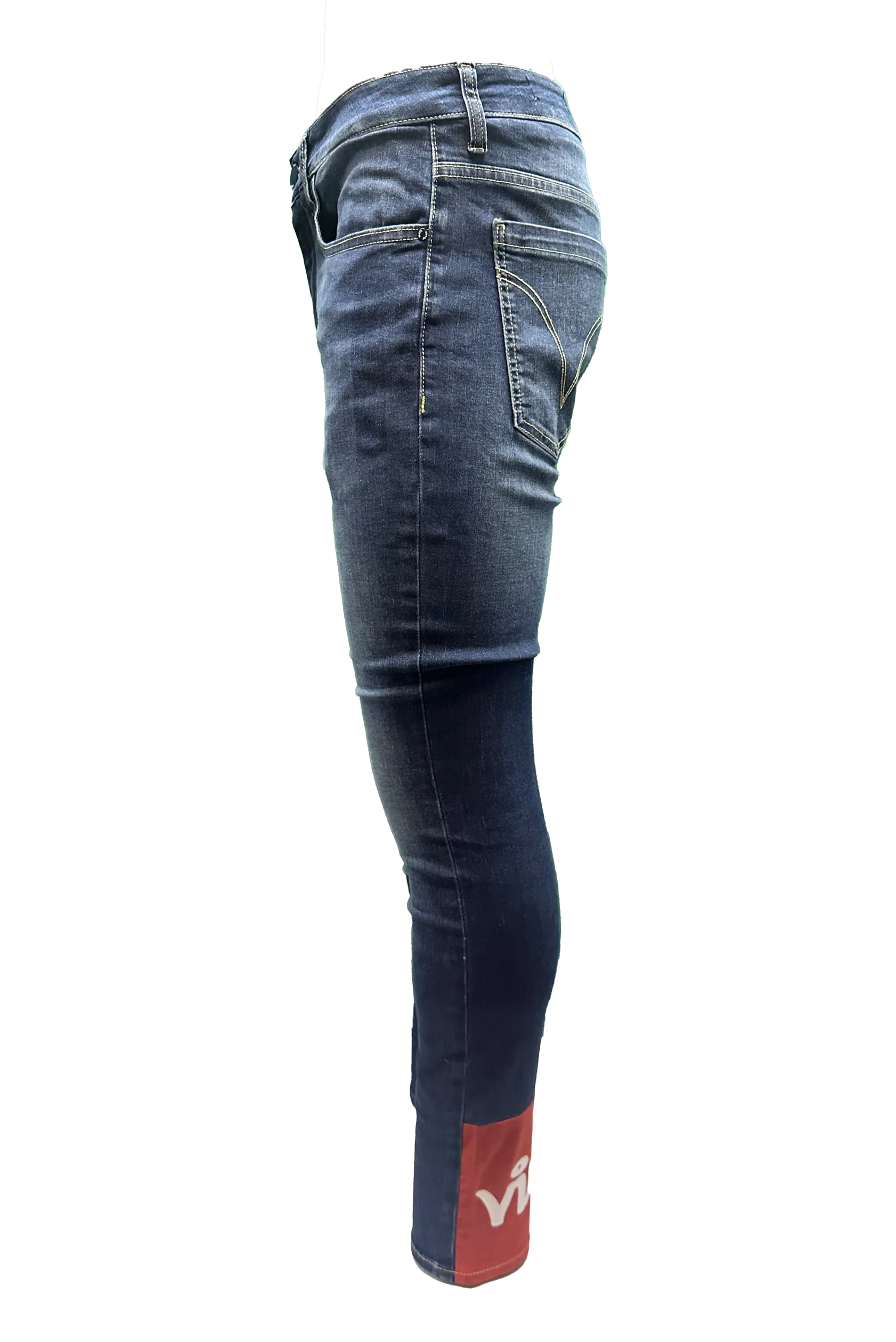 Sure! To optimize the title of the product Chapman Skinny Jean, we can make it more descriptive and include key modifiers that highlight its features. Heres an optimized version:

Chapman Mens Slim-Fit Stretch Skinny Jeans - Comfortable, Stylish, Durable Denim Pants