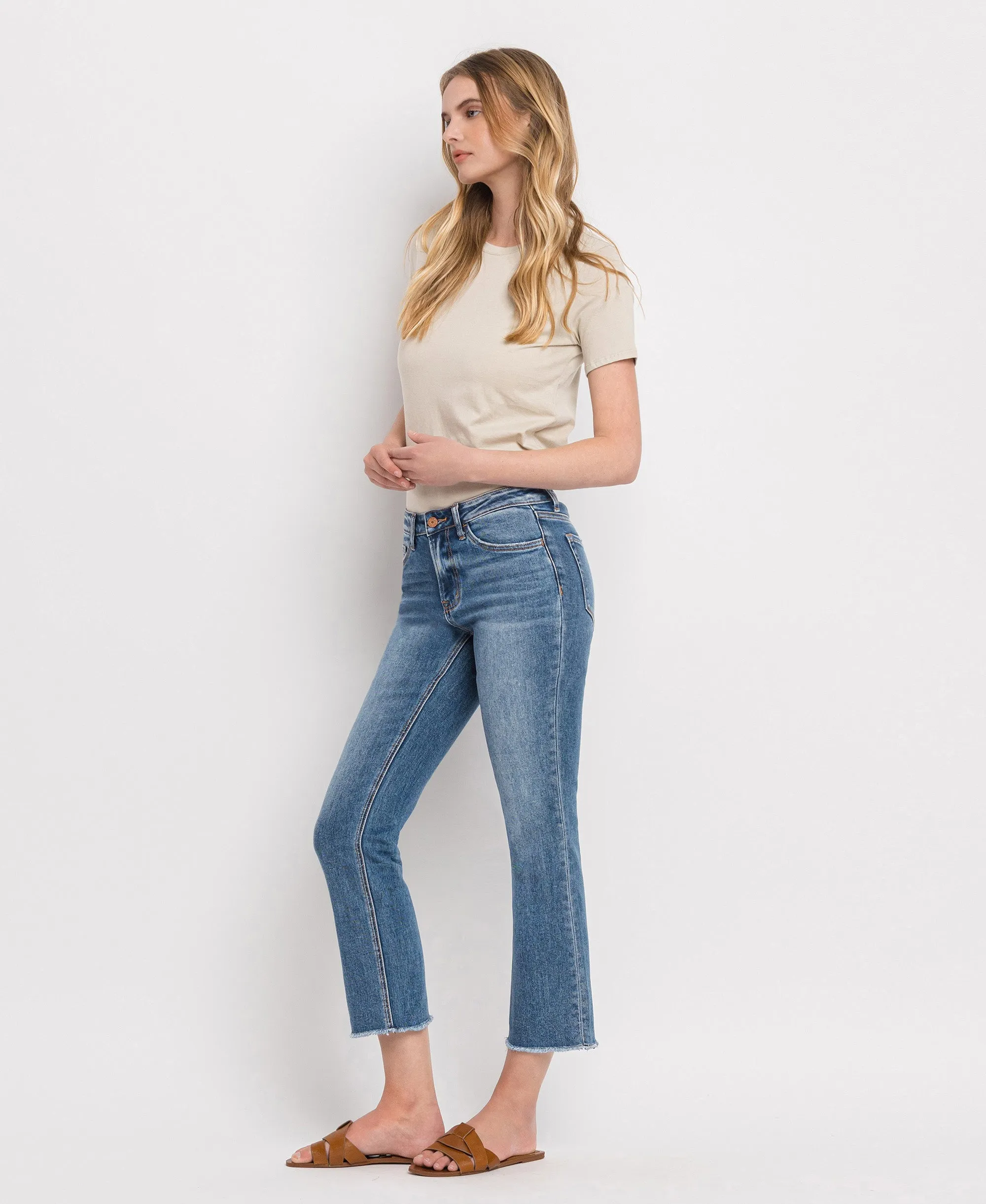 Five Steps To Heaven - Mid Rise Straight Crop Jeans