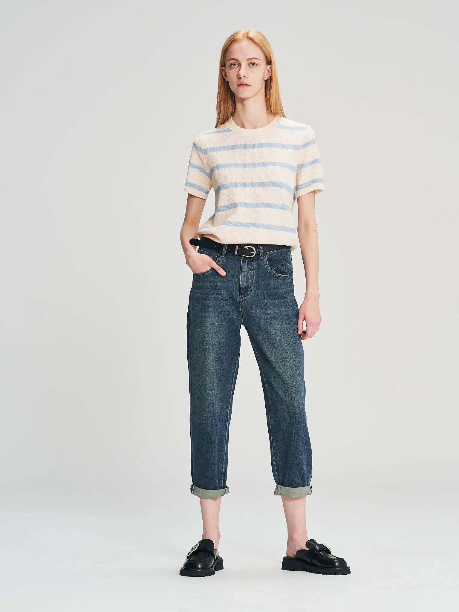 HZ8657 Straight Leg Denim Jeans